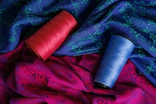 Cách phân biệt lụa tơ tằm