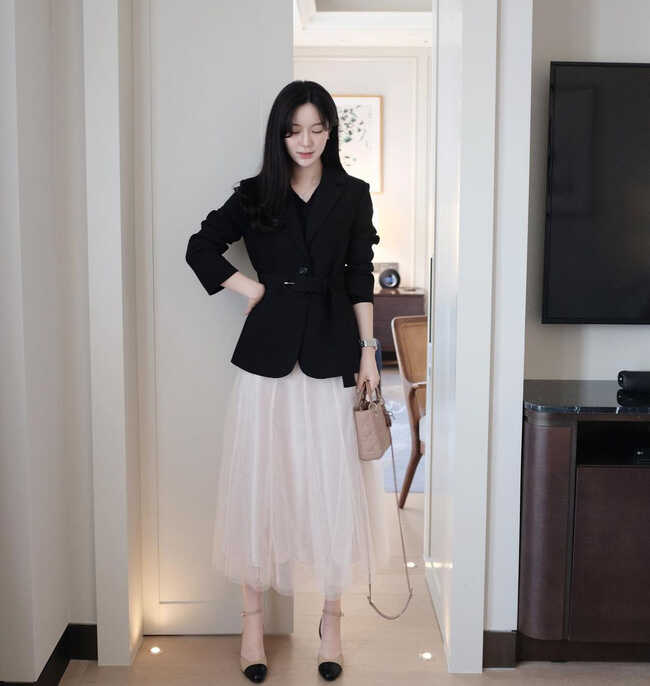 cach-ket-hop-vay-vs-blazer-8