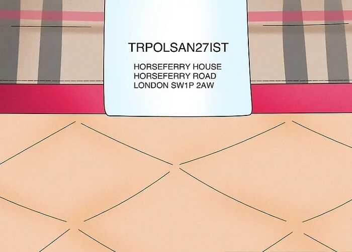 cach-phan-biet-ao-burberry-that-gia-4