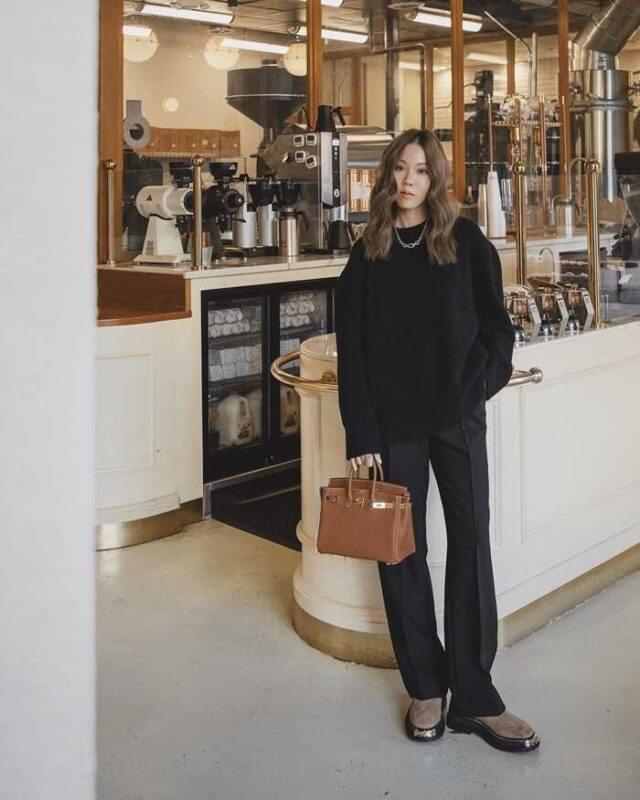 cach-tao-dang-chup-anh-voi-tui-xach-3