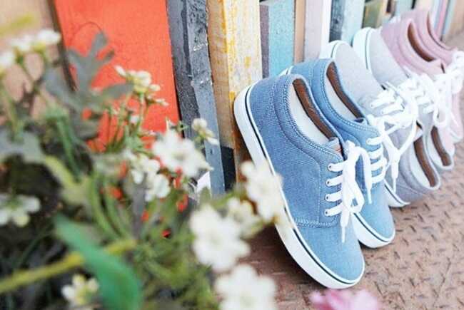 khu-mui-hoi-giay-bang-phoi-nang